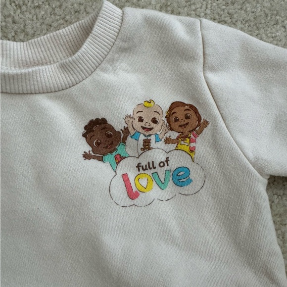 Cocomelon sweater set 3-6m - Picture 2 of 7